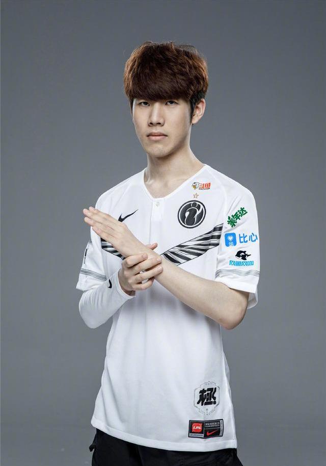 迅速地制定 迅速地制定